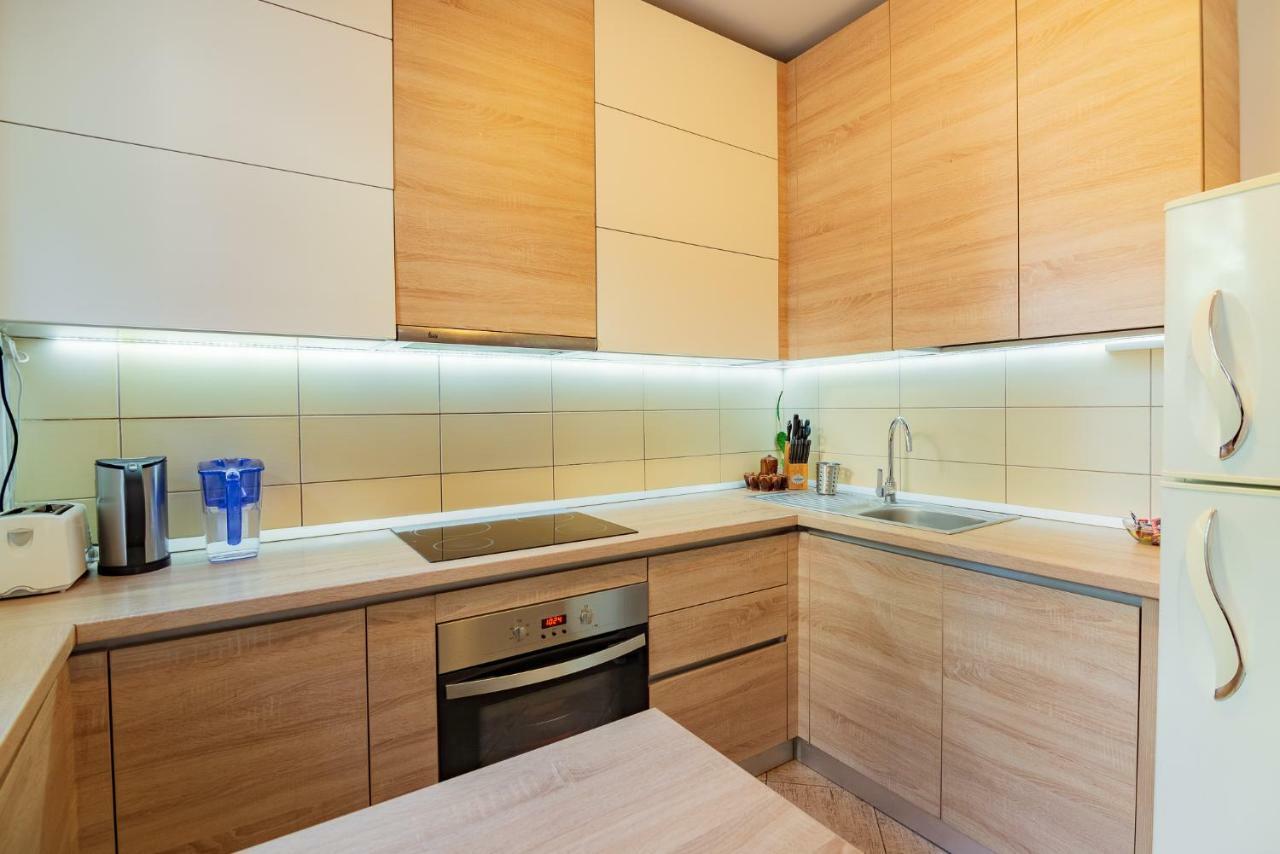 Ferienwohnung Bed&Wine In The Center Of Oradea Exterior foto